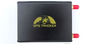 Perseguidor dual de GPS del coche de la tarjeta de Sim con el sensor teledirigido del combustible de la cámara de la ayuda